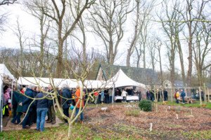 afscheid begrafenis tent Leyduin vuurkorf glüwein