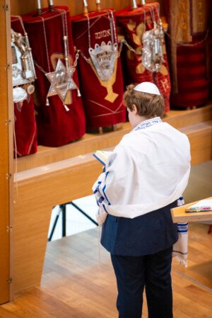 bar mitswa joodse synagoge