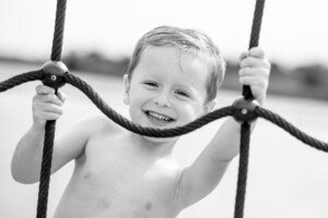 kinderfotografie kinderen speeltuin buiten